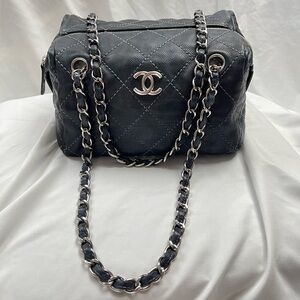 Authentic CHANEL shoulder bag